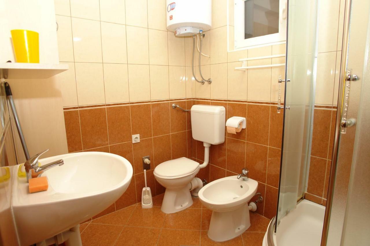 Apartmani Andreja Pag Town Dış mekan fotoğraf